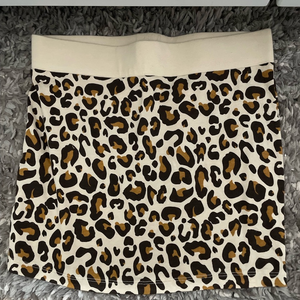 Zenana Outfitters Leopard Print Mini Skirt